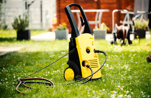 Professional Pressure Washing Services in Tavares, FL